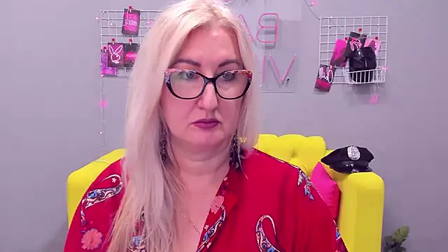 ChristyBrooks online show from 9, 1, 2025