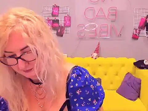 ChristyBrooks online show from 20, 1, 2025