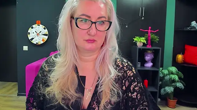 Snapshot of ChristyBrooks chatting on 25, 2, 2025 ChristyBrooks online show from 25, 2, 2025