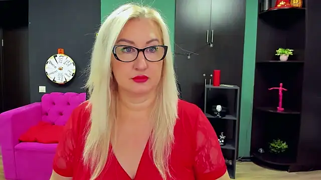 Snapshot of ChristyBrooks chatting on 22, 10, 2025 ChristyBrooks online show from 22, 10, 2025