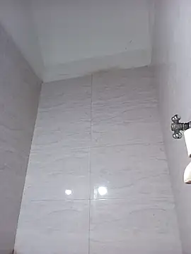 Cute-Aadhvita online show from 24, 2, 2025