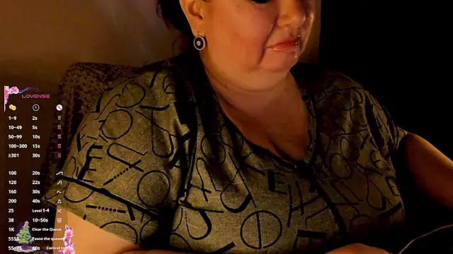 Snapshot of SexxyDreams1 chatting on 24, 12, 2024 SexxyDreams1 online show from 24, 12, 2024