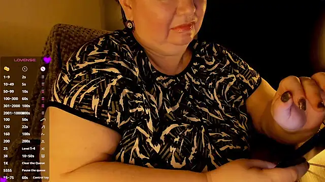 Snapshot of SexxyDreams1 chatting on 6, 2, 2025 SexxyDreams1 online show from 6, 2, 2025