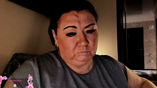 Snapshot of SexxyDreams1 chatting on 19, 9, 2025 SexxyDreams1 online show from 19, 9, 2025