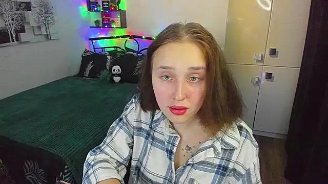 LinaTruly online show from 11, 3, 2026