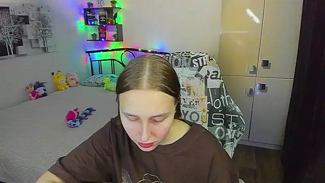 Snapshot of LinaTruly chatting on 1, 5, 2026 LinaTruly online show from 1, 5, 2026