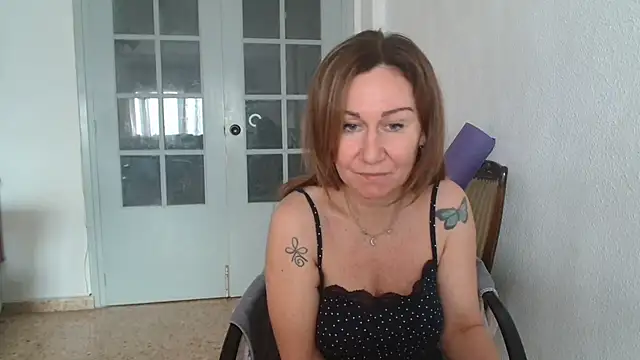 Snapshot of TamaraSweetxo chatting on 26, 2, 2025 TamaraSweetxo online show from 26, 2, 2025