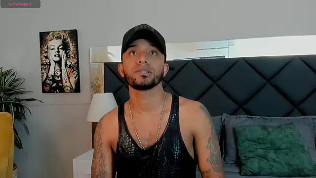 Robin Rief online show from 12, 11, 2025