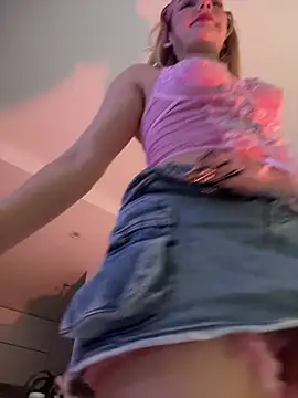 Snapshot of NicoleCut chatting on 17, 3, 2026 NicoleCut online show from 17, 3, 2026