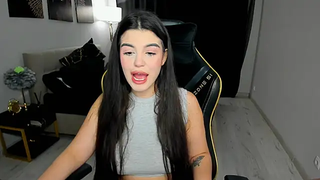 AlluringAriel online show from 3, 4, 2026