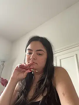 Snapshot of littlemissbabycakes chatting on 21, 4, 2026 littlemissbabycakes online show from 21, 4, 2026