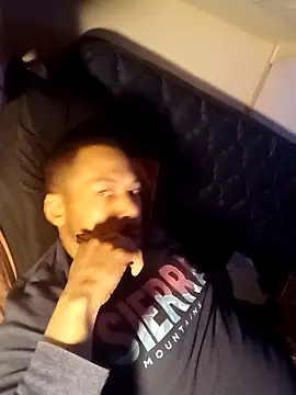 Creationmonster0 online show from 4, 3, 2025