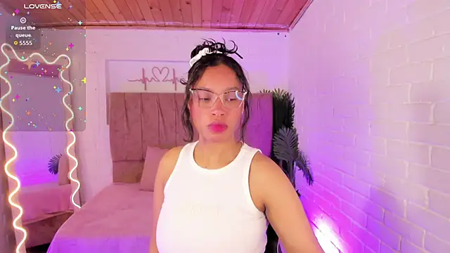 penelope tay1 online show from 27, 11, 2025