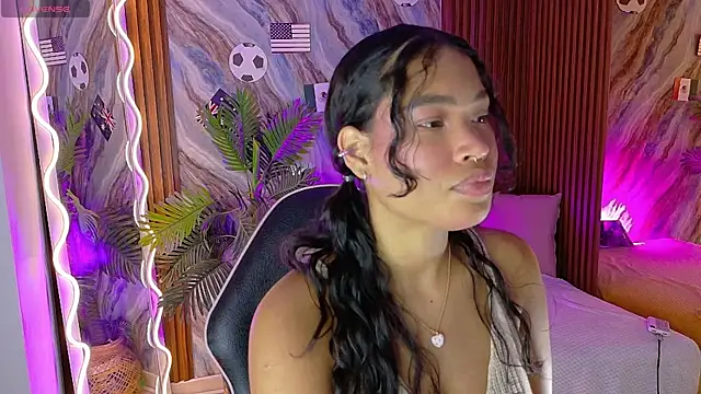 penelope tay1 online show from 15, 7, 2026
