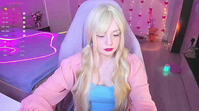 Amy honey angel online show from 18, 3, 2025