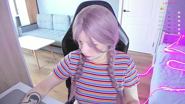 Amy honey angel online show from 3, 10, 2025