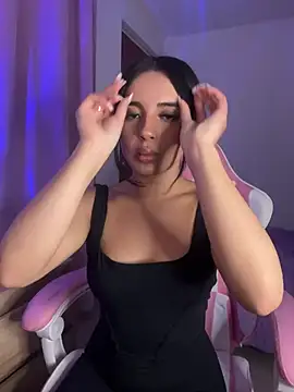 Snapshot of Emily-14 chatting on 12, 1, 2026 Emily-14 online show from 12, 1, 2026