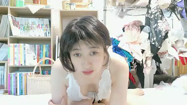 Snapshot of morikawa_sayaka chatting on 29, 9, 2025 morikawa sayaka online show from 29, 9, 2025