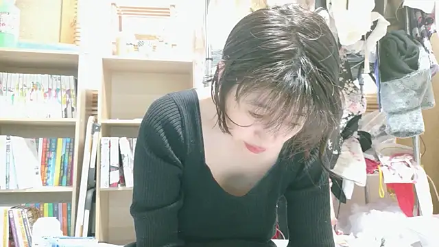 Snapshot of morikawa_sayaka chatting on 23, 10, 2025 morikawa sayaka online show from 23, 10, 2025