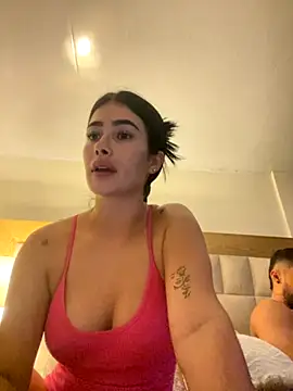 Snapshot of Sweet_and_caramel chatting on 24, 10, 2025 Sweet and caramel online show from 24, 10, 2025