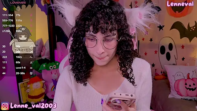 Snapshot of Lenneval1 chatting on 5, 10, 2025 Lenneval1 online show from 5, 10, 2025