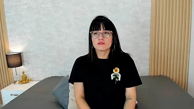 Freyaa   online show from 18, 3, 2025