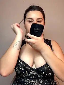 Snapshot of SaraBraun_ chatting on 9, 1, 2026 SaraBraun online show from 9, 1, 2026