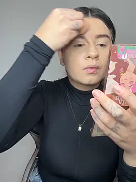 Snapshot of SaraBraun_ chatting on 17, 4, 2026 SaraBraun online show from 17, 4, 2026