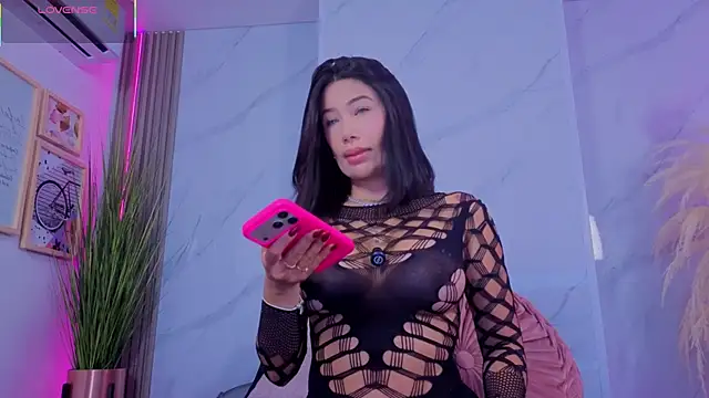 Chlooee   online show from 19, 12, 2025