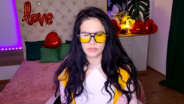 KattieSims online show from 14, 2, 2025