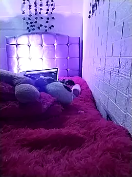 Snapshot of Yaz_Moon chatting on 3, 12, 2025 Yaz Moon online show from 3, 12, 2025