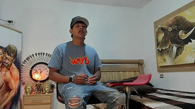 mr stiven  online show from 2, 4, 2026