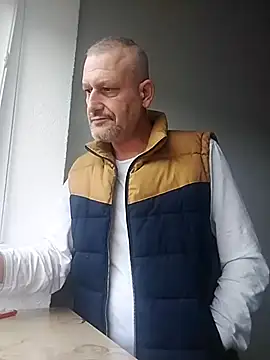 Snapshot of Husoban chatting on 19, 12, 2025 Husoban online show from 19, 12, 2025