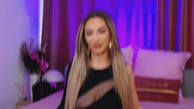 FelyJolie online show from 3, 3, 2025