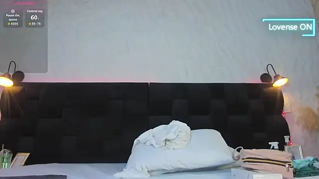 Camila  Gomez online show from 3, 12, 2025