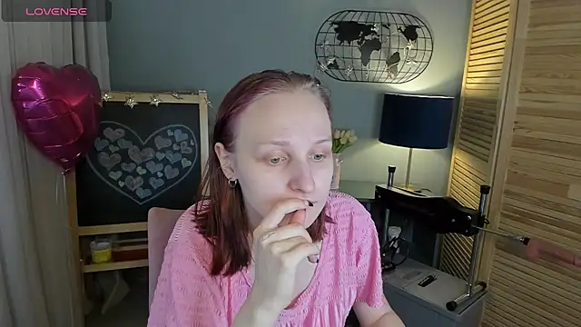 Snapshot of SallyFishery chatting on 23, 2, 2025 SallyFishery online show from 23, 2, 2025