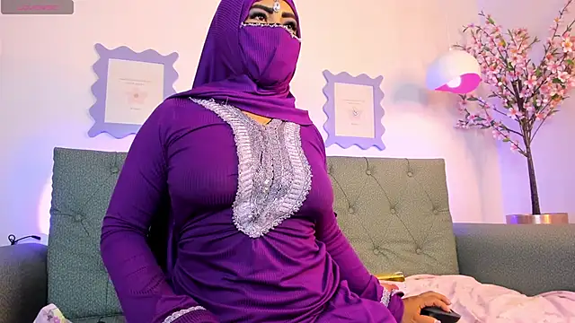 Snapshot of jazmin_anbar chatting on 12, 3, 2025 jazmin anbar online show from 12, 3, 2025