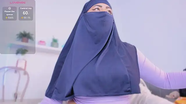 Snapshot of jazmin_anbar chatting on 16, 10, 2025 jazmin anbar online show from 16, 10, 2025