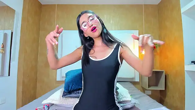 Snapshot of Milaspetite chatting on 13, 3, 2026 Milaspetite online show from 13, 3, 2026