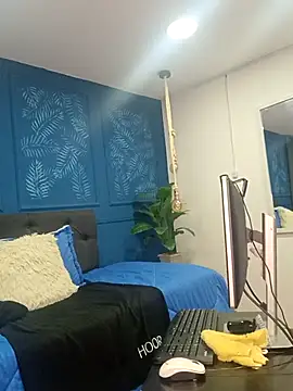 sasi luna online show from 21, 10, 2025