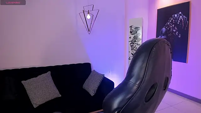 Snapshot of MiaFarrell_ chatting on 30, 9, 2025 MiaFarrell online show from 30, 9, 2025