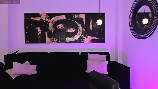 BellaCarteer  online show from 4, 3, 2025