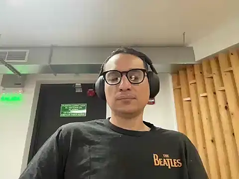 Snapshot of alex_ruiz85 chatting on 16, 12, 2025 alex ruiz85 online show from 16, 12, 2025