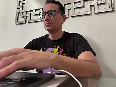 alex ruiz85 online show from 18, 6, 2026