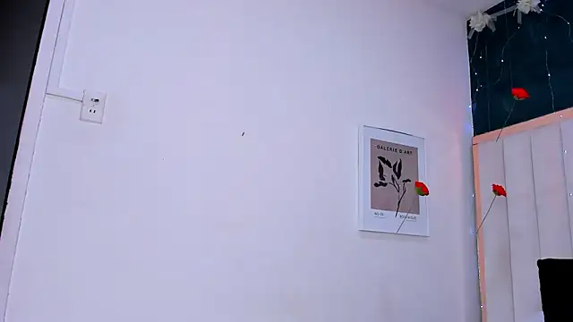 Snapshot of africa_holmes chatting on 8, 4, 2026 africa holmes online show from 8, 4, 2026