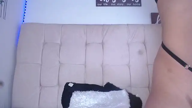 mariilulp303av online show from 8, 1, 2025