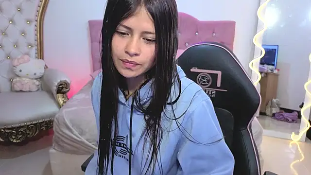 Snapshot of kittystart_tay chatting on 30, 9, 2025 kittystart tay online show from 30, 9, 2025