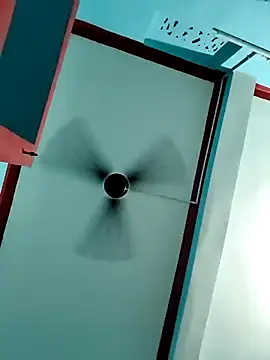 Snapshot of Shashi_9896 chatting on 15, 11, 2025 Shashi 9896 online show from 15, 11, 2025