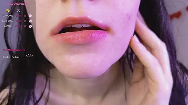 Snapshot of Lana__Cute_ chatting on 11, 2, 2025 Lana Cute online show from 11, 2, 2025