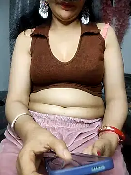 Snapshot of sexy_bhabhi69 chatting on 18, 3, 2025 sexy bhabhi69 online show from 18, 3, 2025